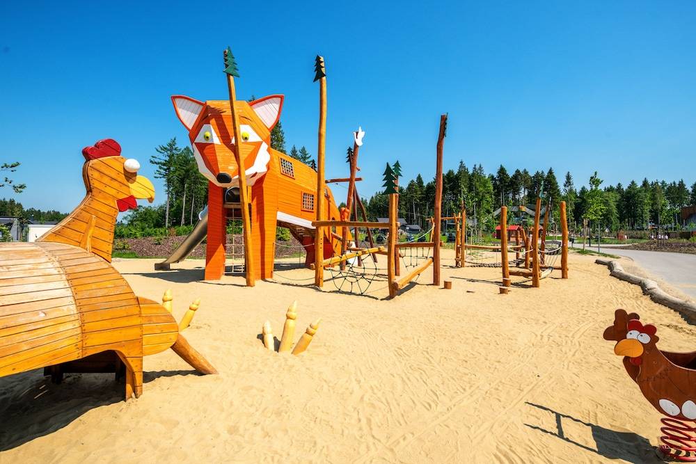 Children's play area - outdoor