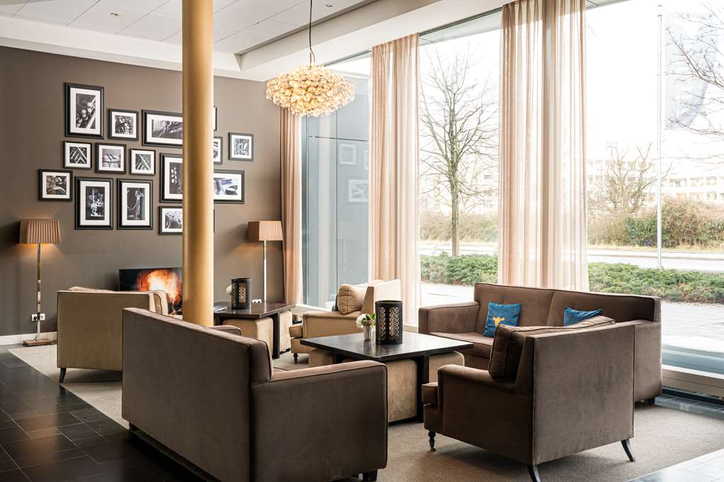 the rilano hotel muenchen lobby lounge