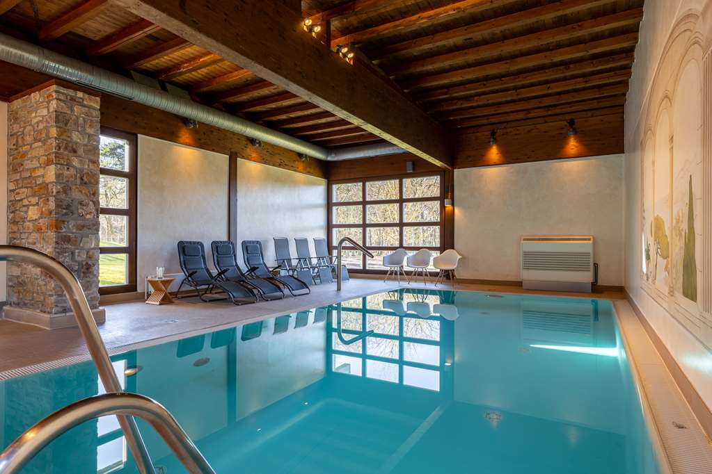 Pool area_TOP Hotel Jagdschloss Niederwald Ruedesheim