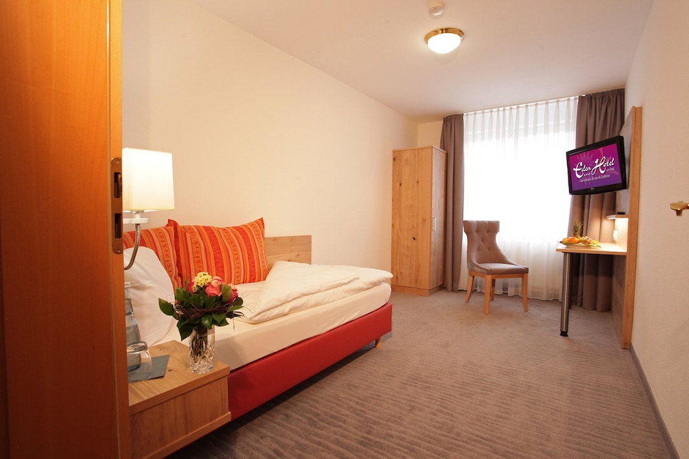 Children's theme room