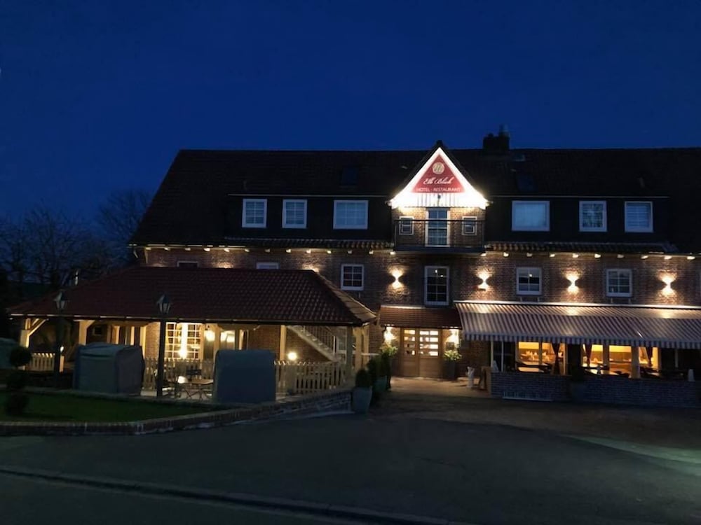 Front of property - evening/night