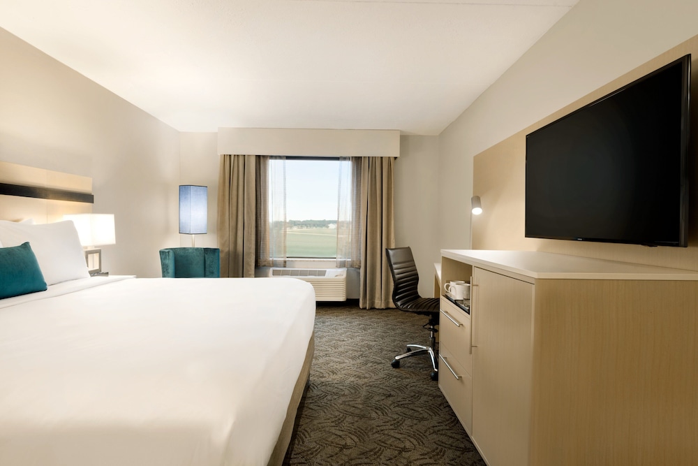 Holiday Inn Bloomington Normal an IHG Hotel - photo 4