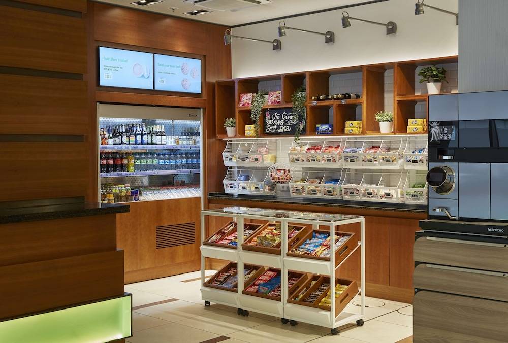 Snack bar