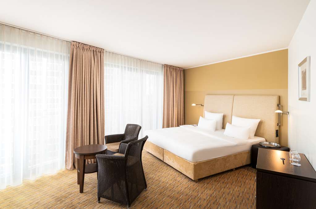 the rilano hotel hamburg executive zimmer bett