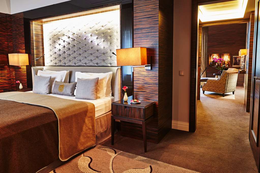Steigenberger Frankfurter Hof, Frankfurt, Germany - Studio Suite