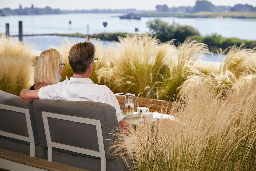 Sundeck