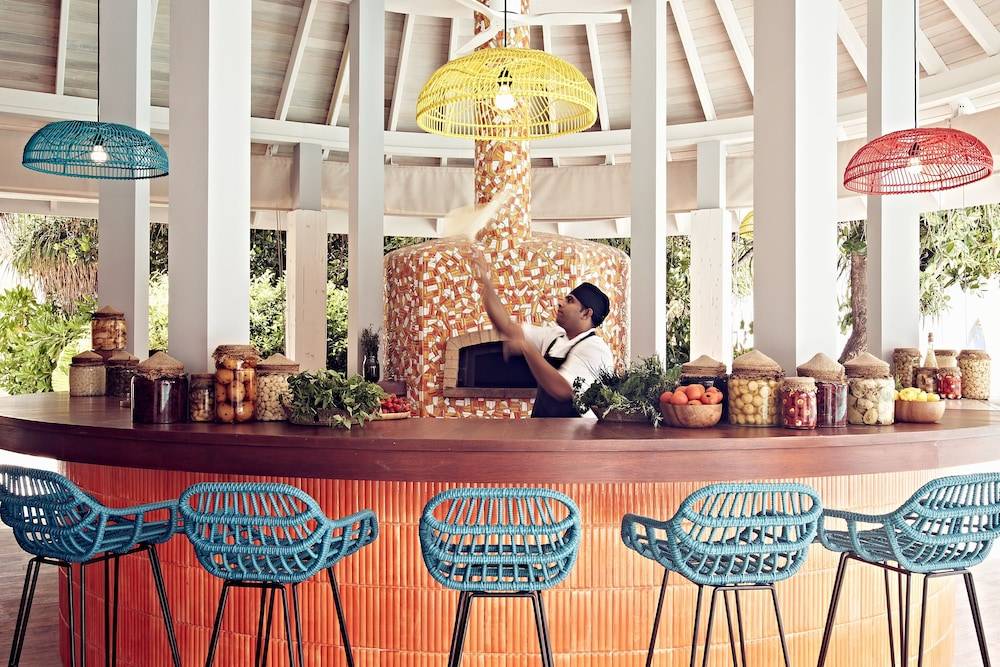 Snack bar