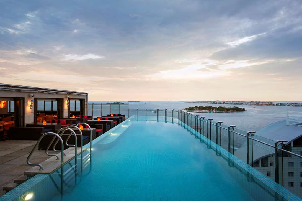 Hotel Jen Male Maldives Rooftop Infinity Pool