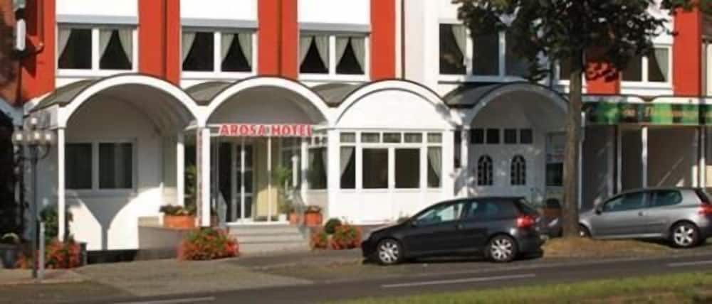 Primary image