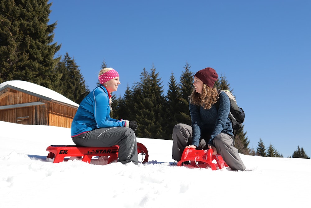 Snow and ski sports