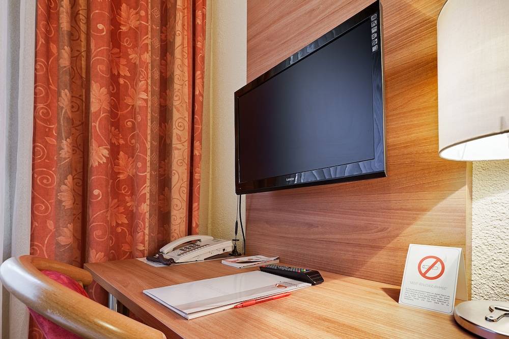 In-room business center
