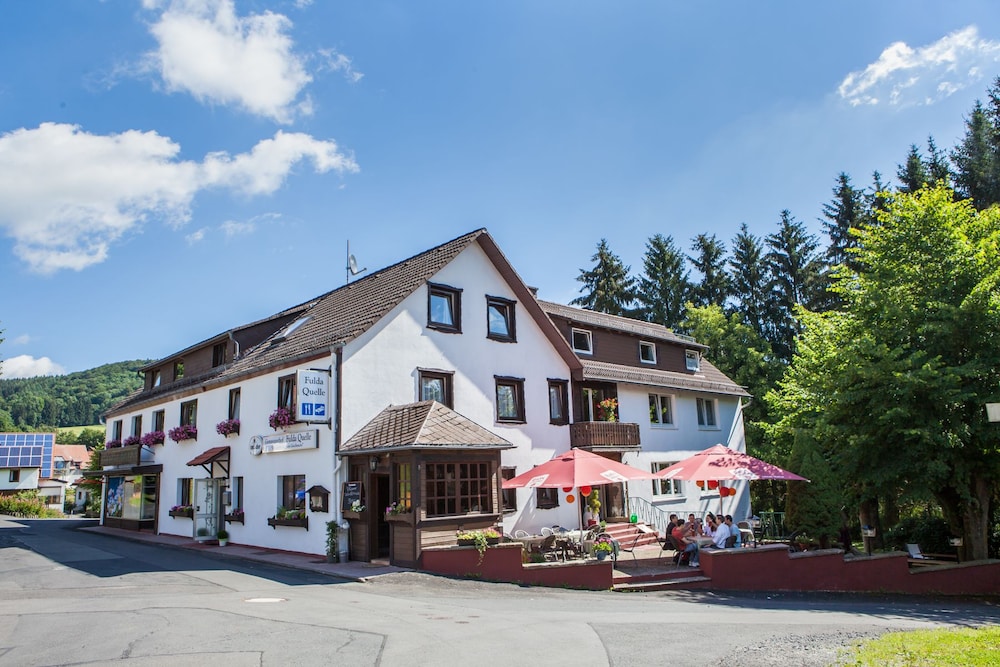 Hotel Berghof Wasserkuppe & Gästehaus Fuldaquelle