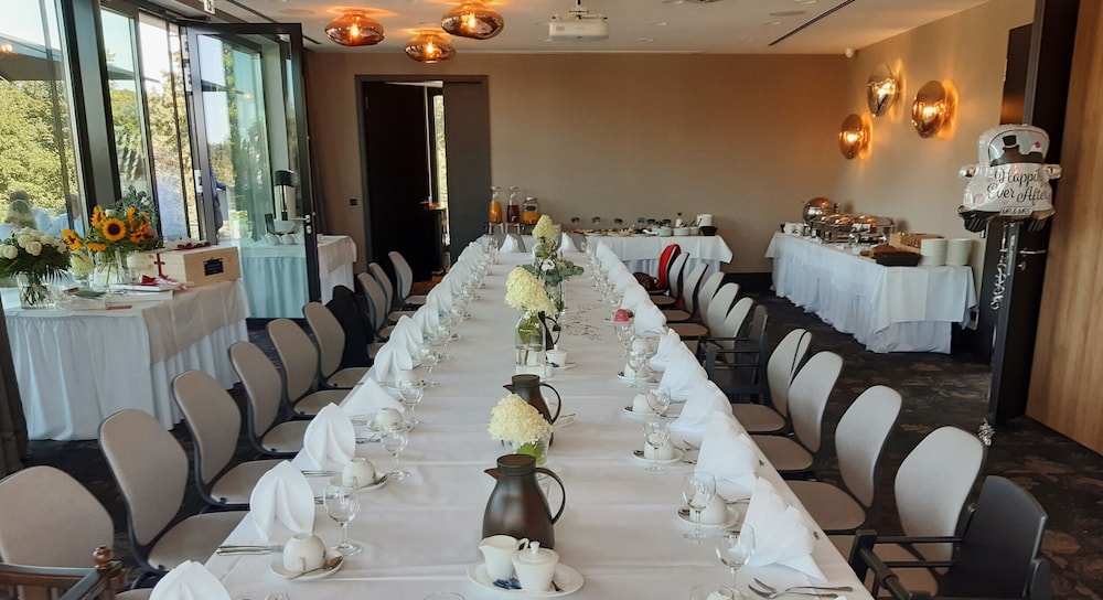 Indoor wedding