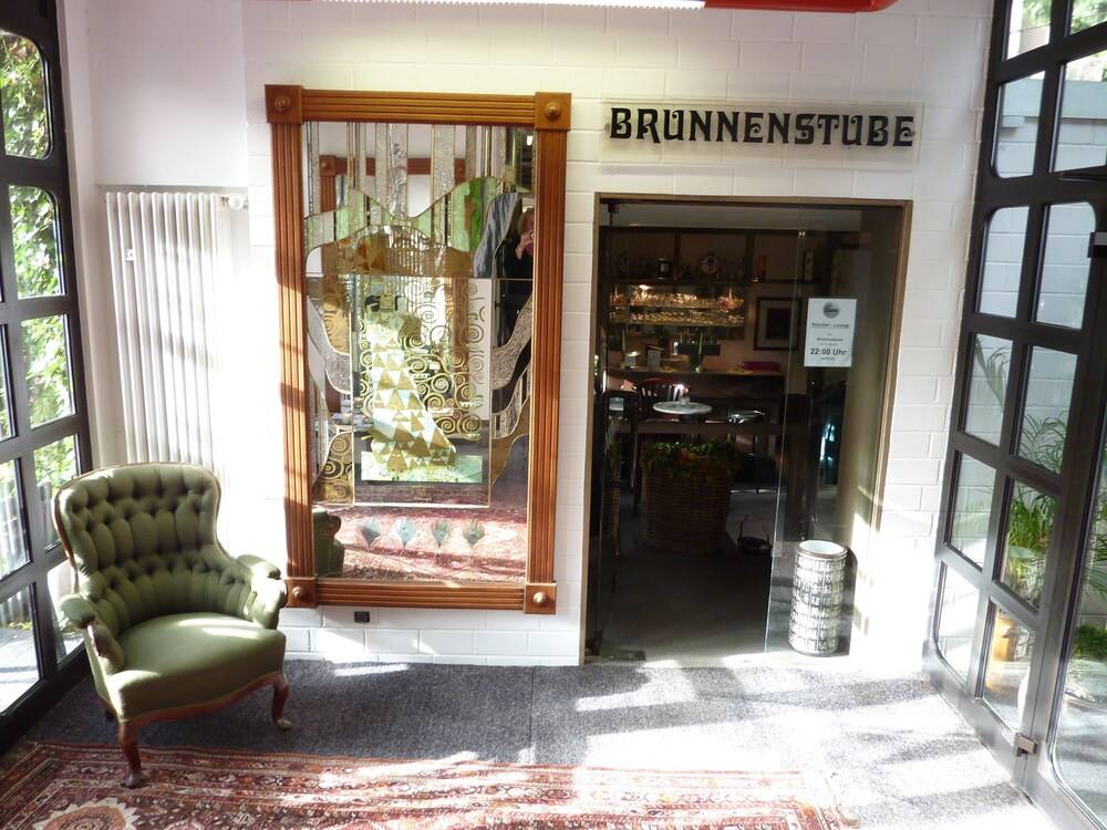 Hotel Bar