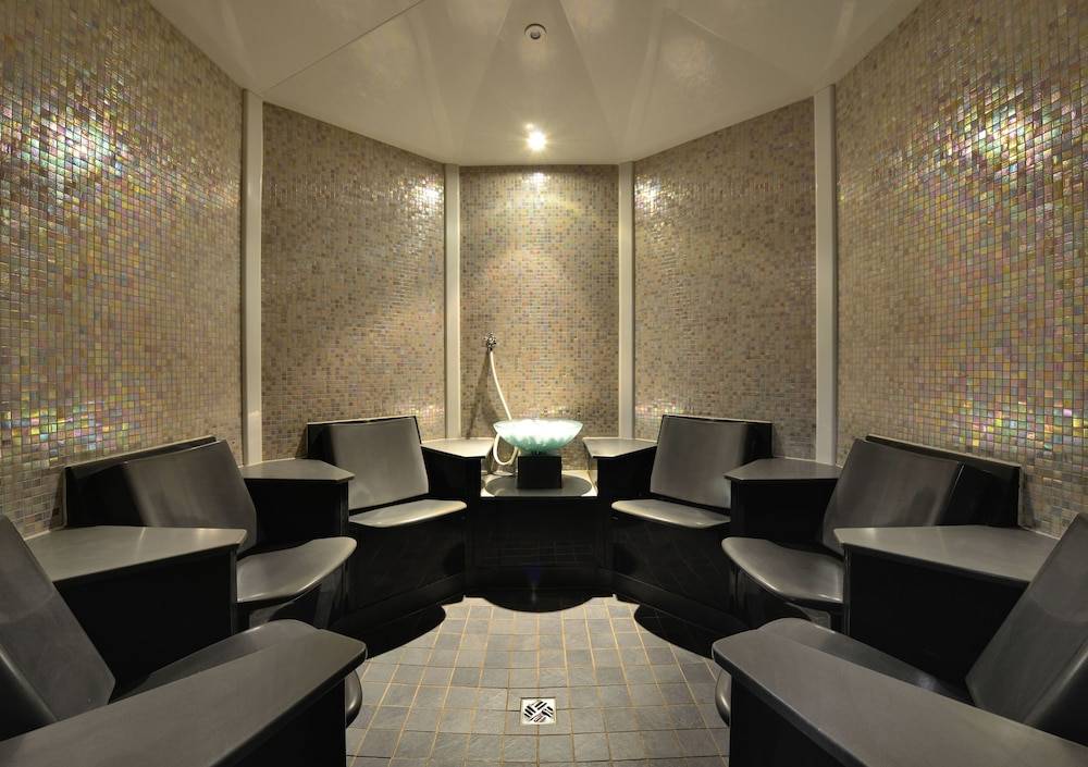 Steam room