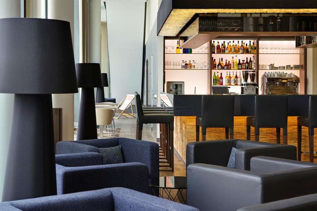 Steigenberger Hotel Bremen, Germany - Bar