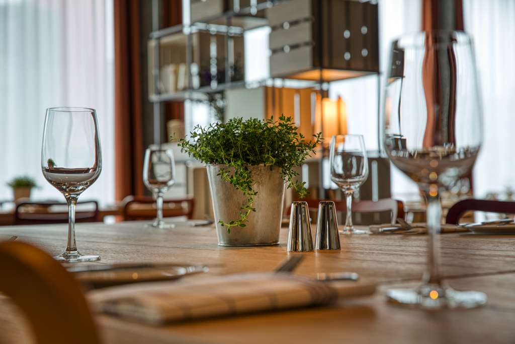 IntercityHotel Berlin Airport BER, Germany - restaurant
