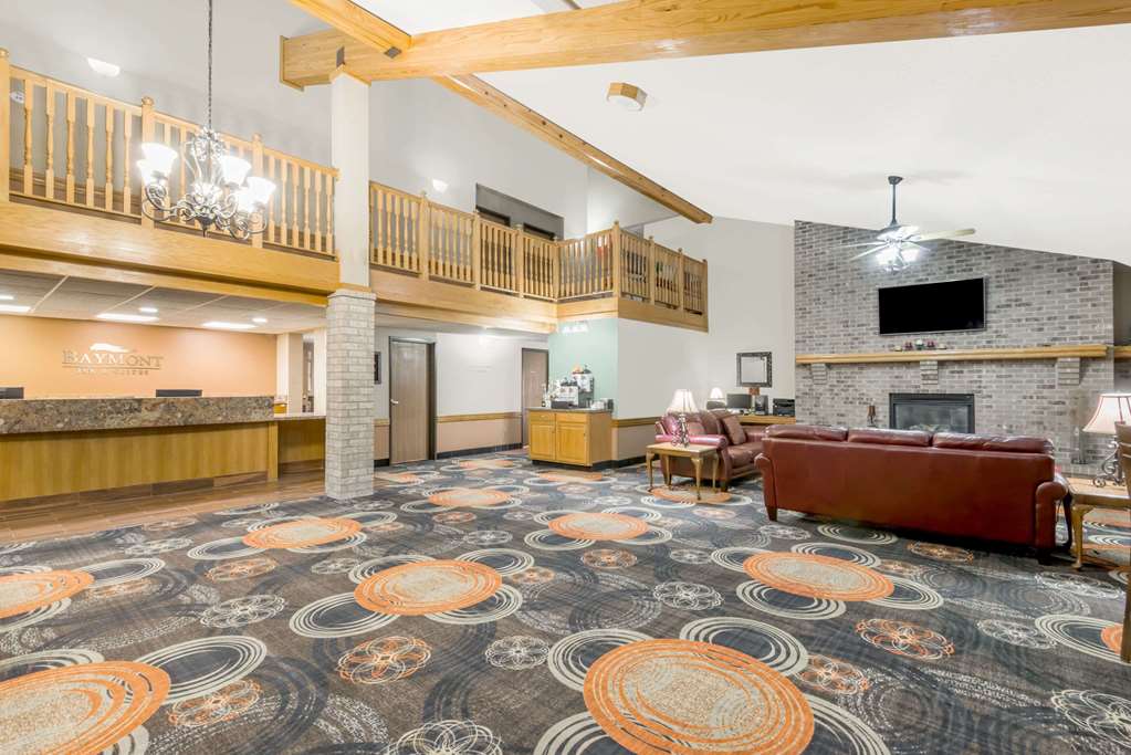 Baymont by Wyndham Marshalltown - photo 2