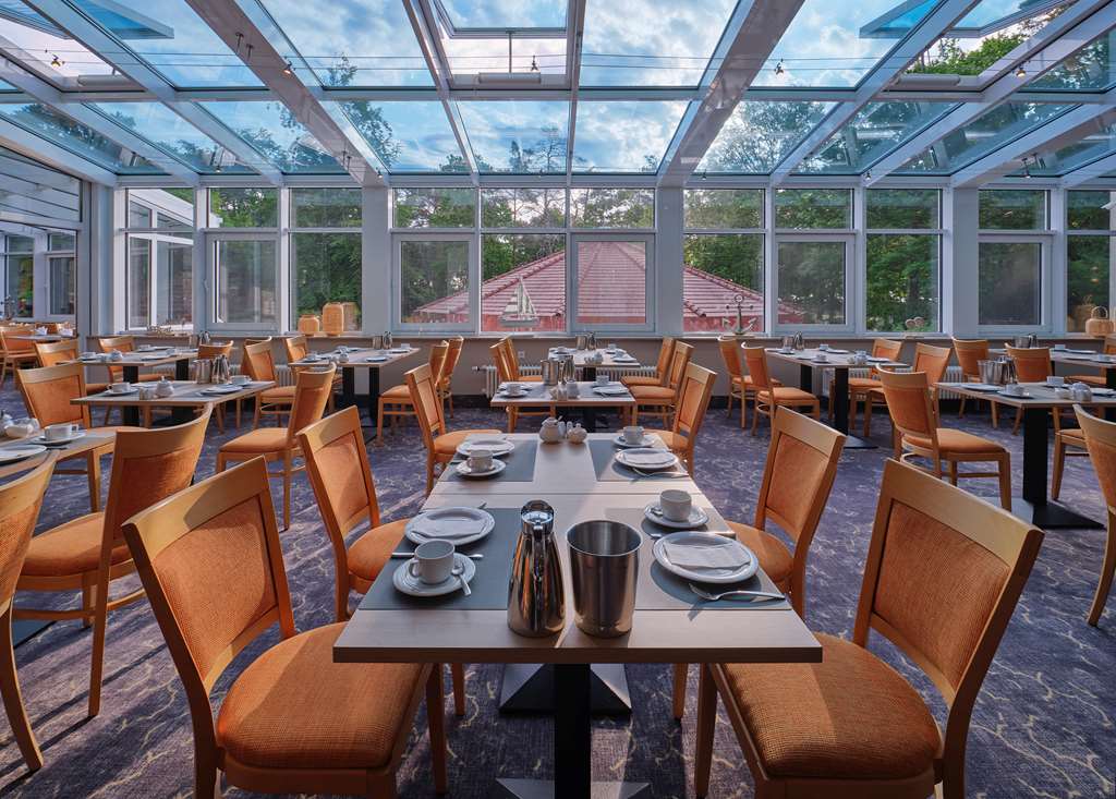 DO BZT Restaurant Wintergarten Fruehstueck px