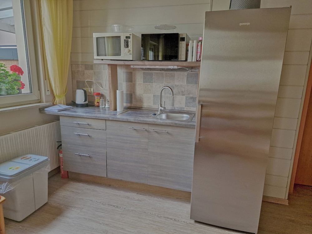 Shared kitchen facilities