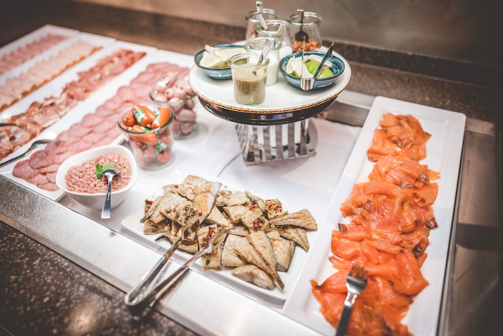 Breakfast buffet