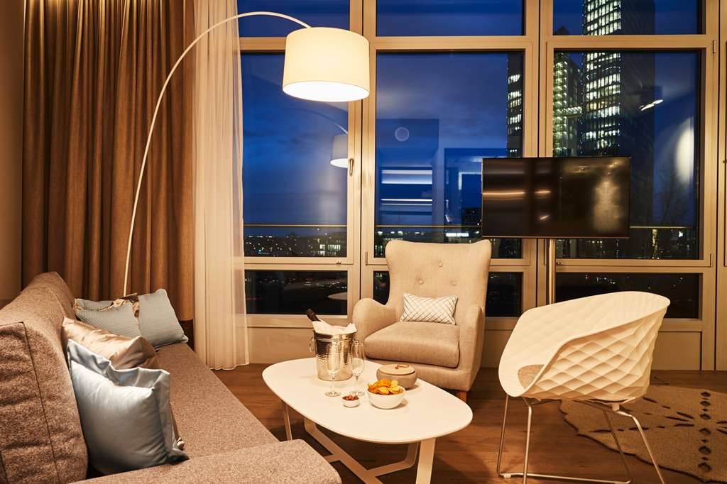 Steigenberger Hotel Muenchen/Munich, Germany - junior suite