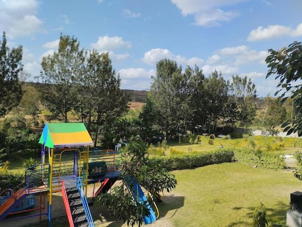 Children's play area - outdoor