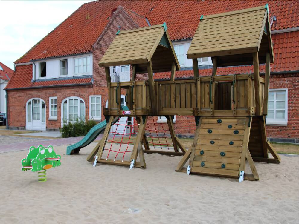 Childrens Play Area - Outdoor