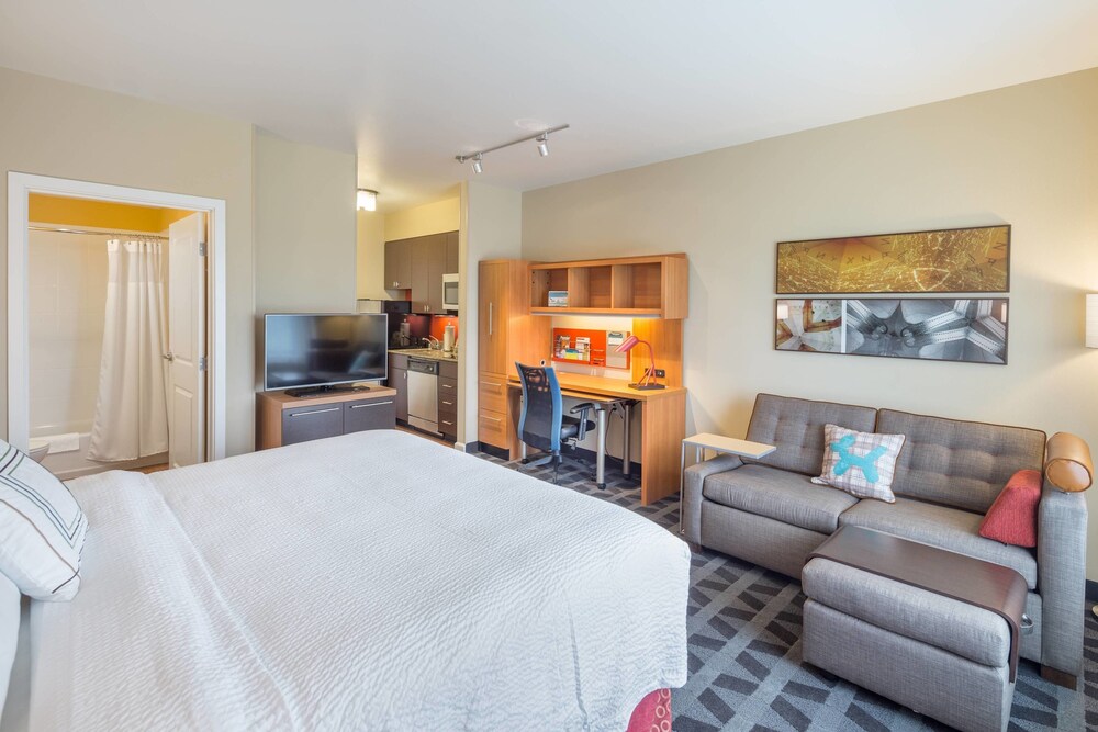 Towneplace Suites Portland Vancouver - photo 5