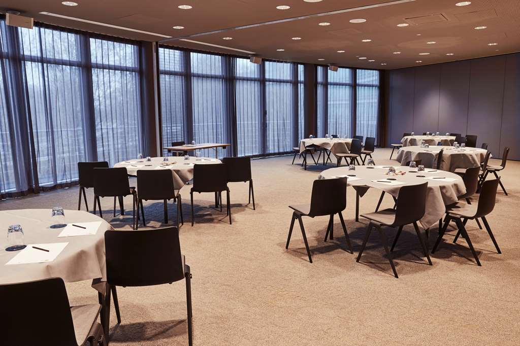 Steigenberger Hotel Muenchen/Munich, Germany - Meeting Room