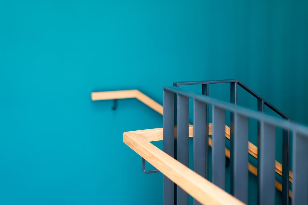 Handrails in stairways