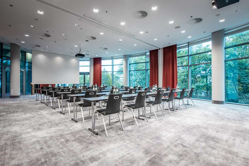 Bull Bear meeting room with Classroom setup