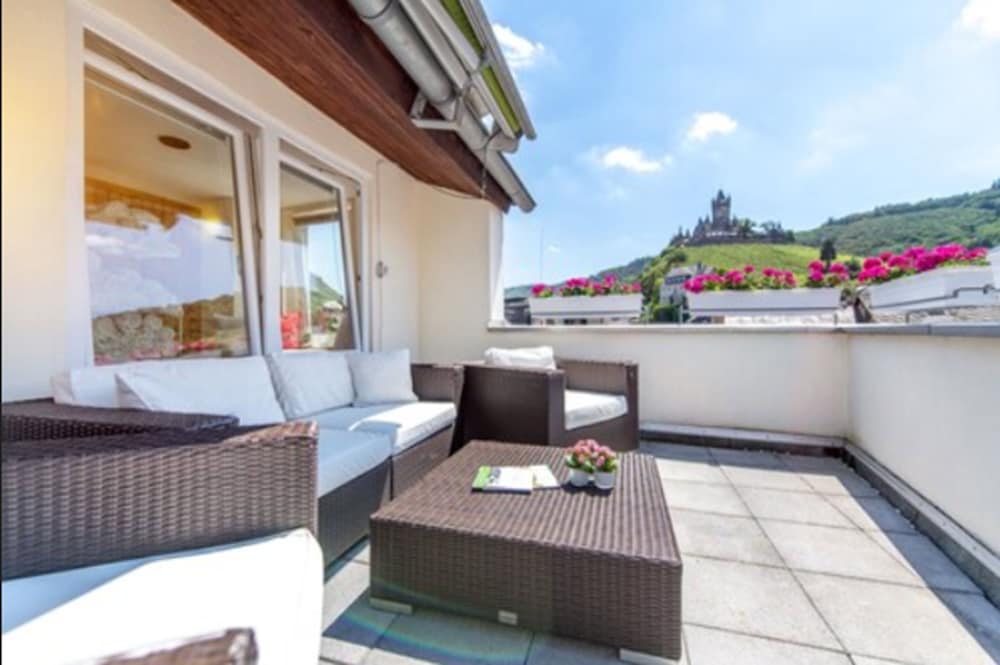 Sundeck