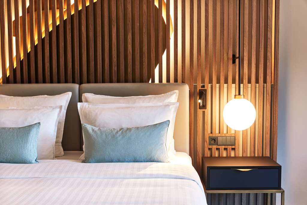 Steigenberger Hotel Hamburg - Superior Deluxe King Bed