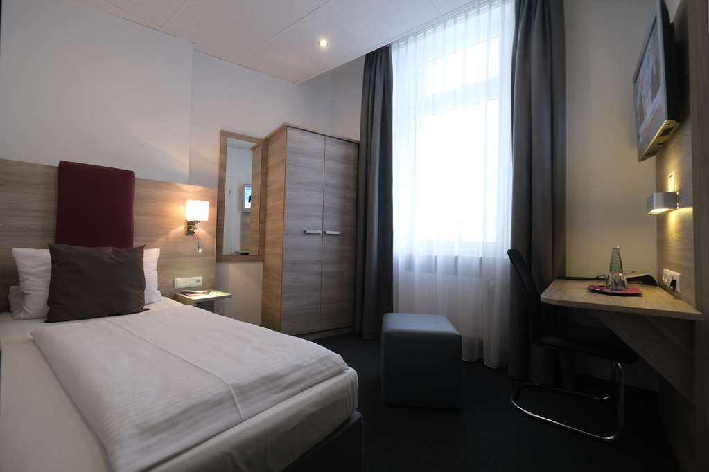 Single room TOP Hotel Hohenstaufen Koblenz