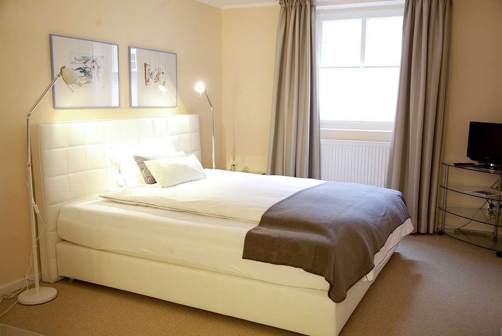 Arthotel ANA Fleur Appartement Lippe Bett Edit