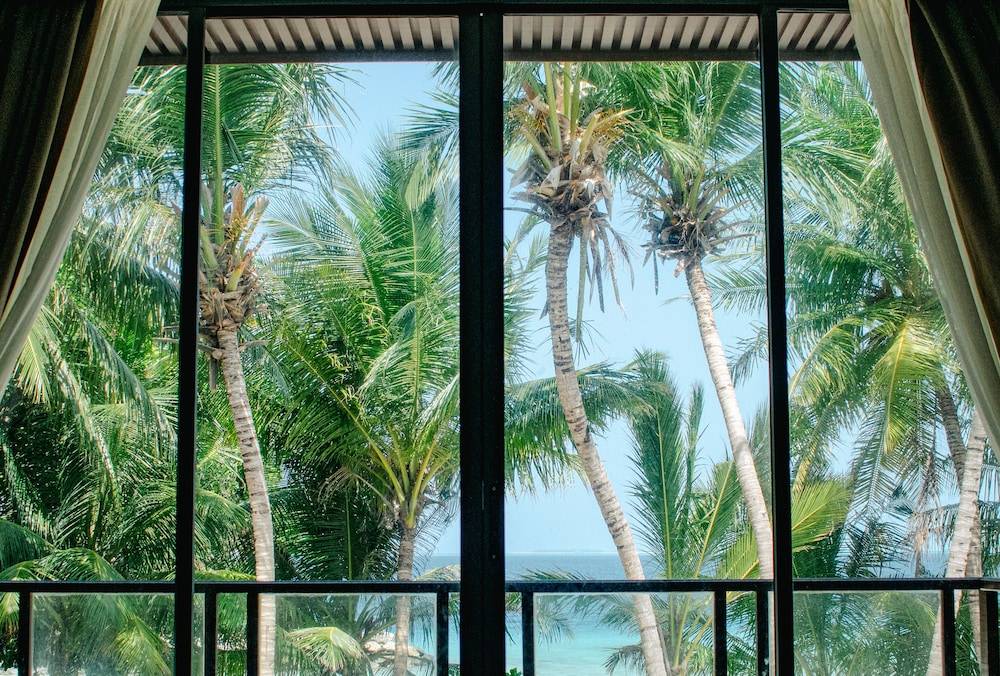 Beach/ocean view