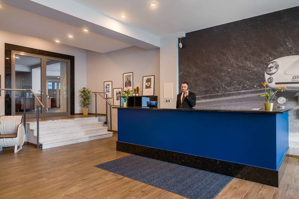 Reception Novum Hotel Bruy Stuttgart