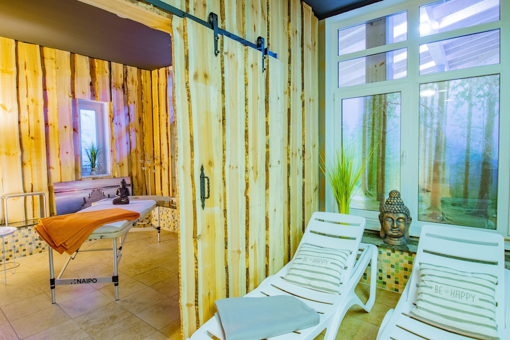 Massage in accommodation