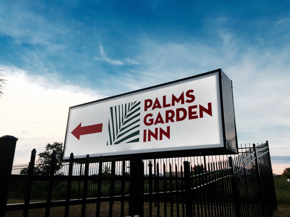 Palms Garden Inn - photo 2