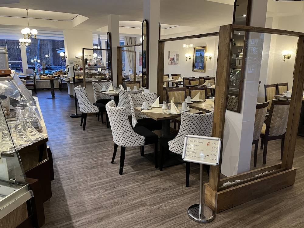 Cafe