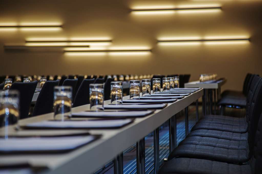 Steigenberger Airport Hotel Berlin - conference