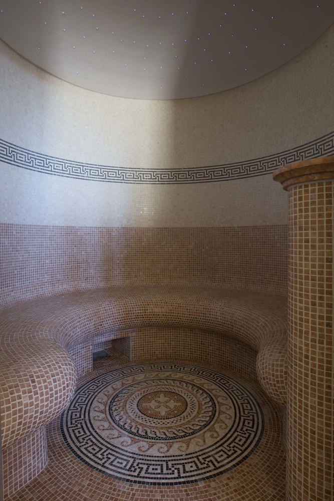 Steam room