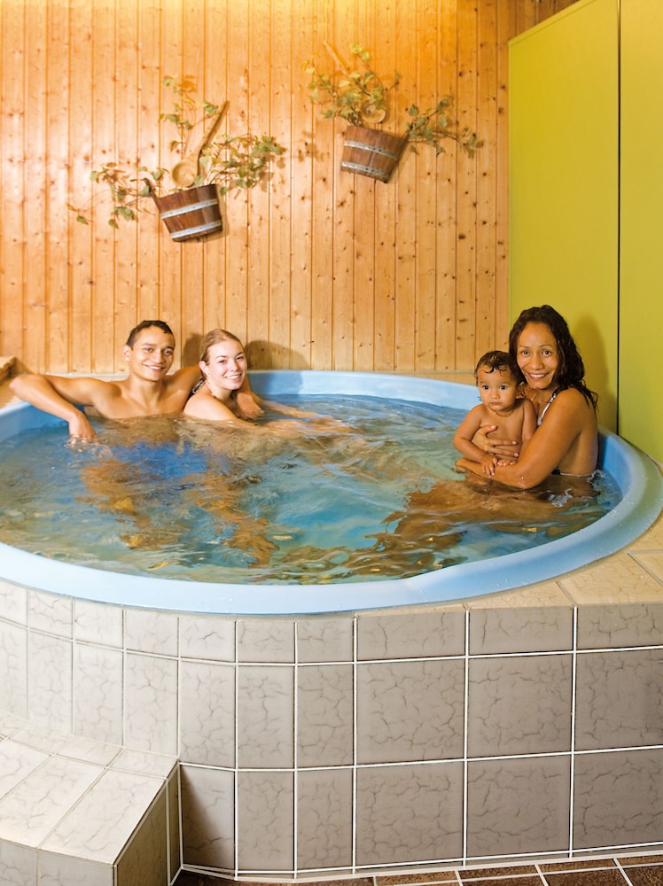 Indoor spa tub