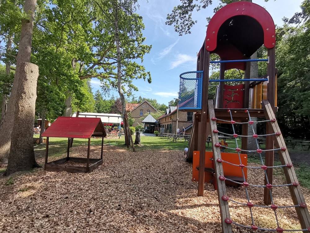 Children's play area - outdoor