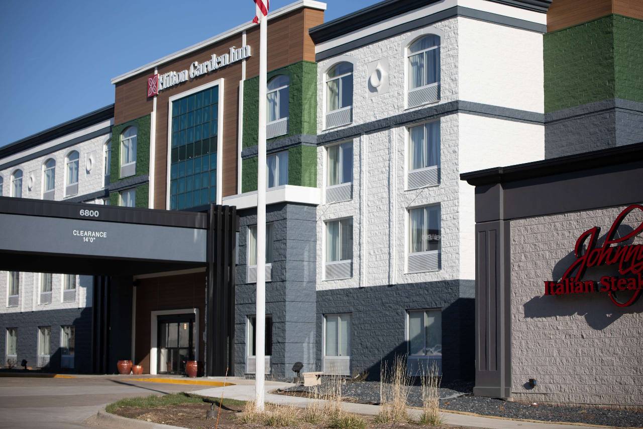 Hilton Garden Inn Des Moines Airport - photo 4