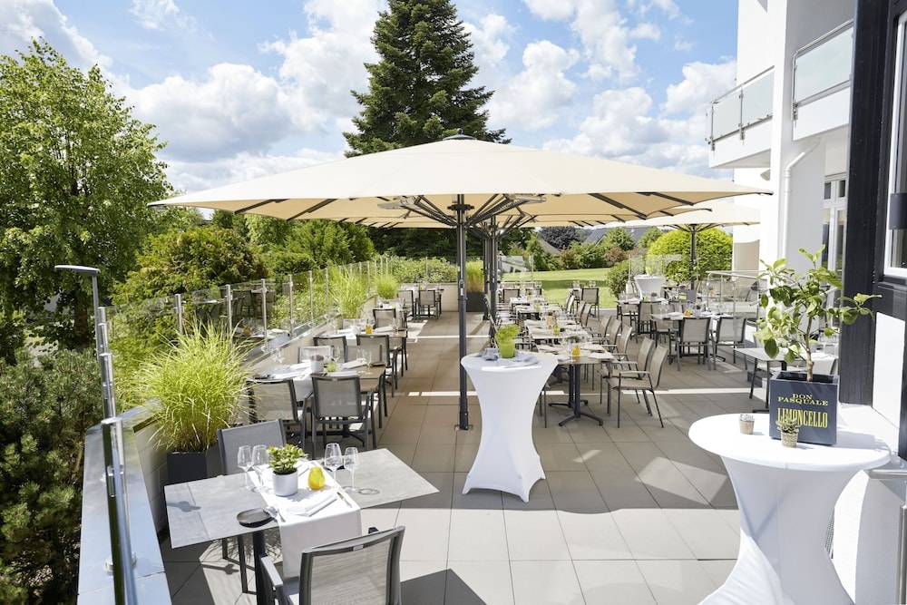 Sundeck