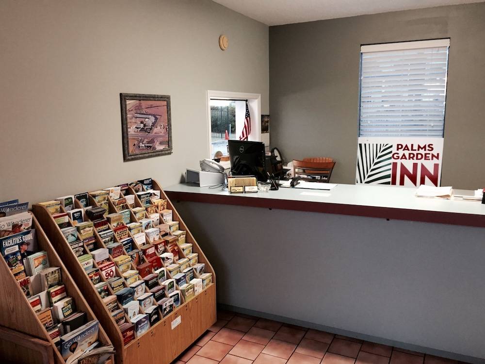Palms Garden Inn - photo 3