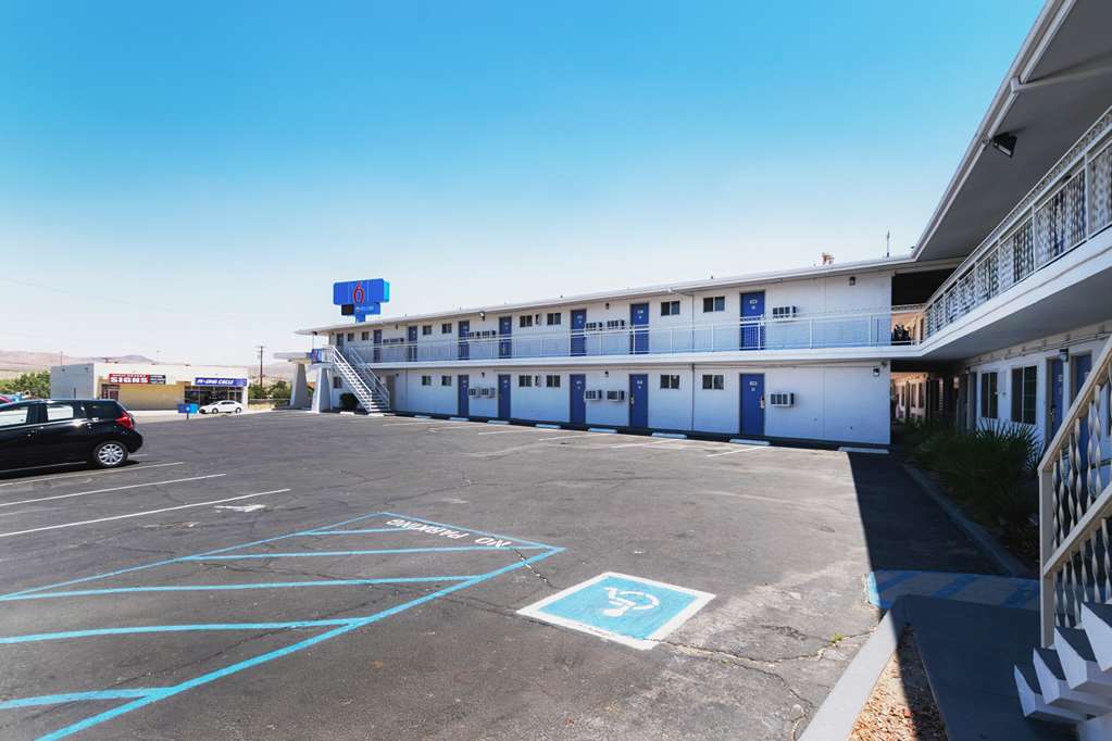 Motel 6 Barstow CA Route 66 - photo 4