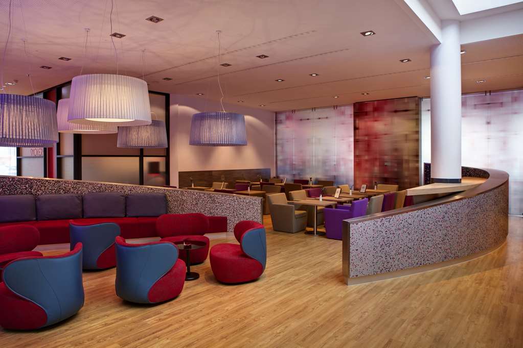 IntercityHotel Berlin Hauptbahnhof, Germany - Bar / Lounge